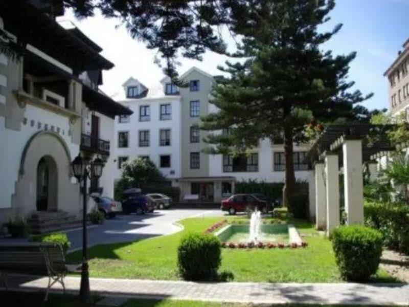 Hotel Y Apartamentos Arias Navia Zewnętrze zdjęcie