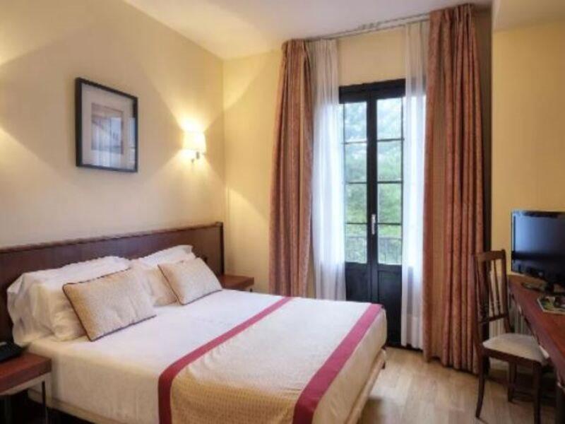 Hotel Y Apartamentos Arias Navia Zewnętrze zdjęcie